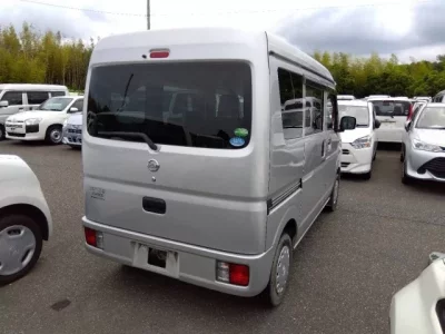 Nissan CLIPPER VAN