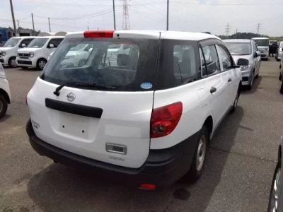 Nissan AD