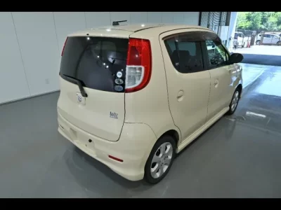 Suzuki MRWAGON