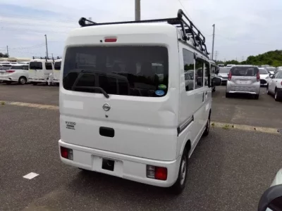 Nissan CLIPPER VAN