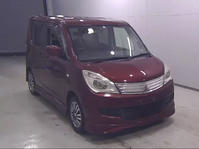 Mitsubishi DELICA D2