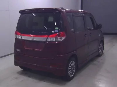 Mitsubishi DELICA D2