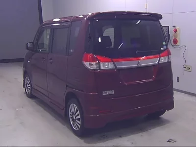 Mitsubishi DELICA D2