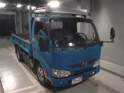 Hino DUTRO