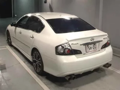 Nissan FUGA
