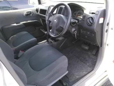 Nissan AD