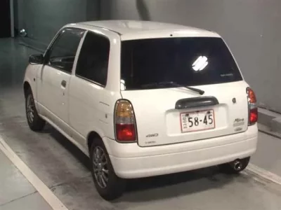 Daihatsu MIRA
