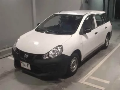 Nissan AD