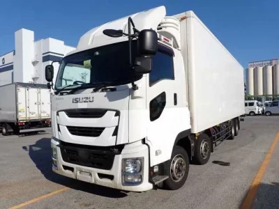 Isuzu GIGA