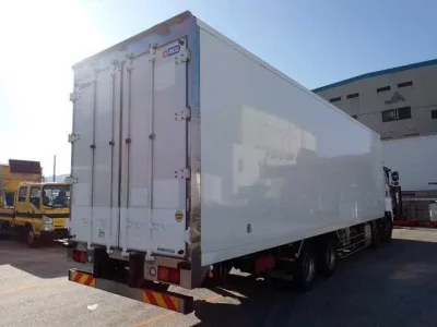 Isuzu GIGA
