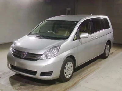 Toyota ISIS