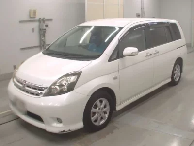 Toyota ISIS