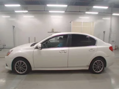 Subaru LEGACY B4