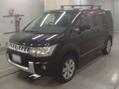 Mitsubishi DELICA D5