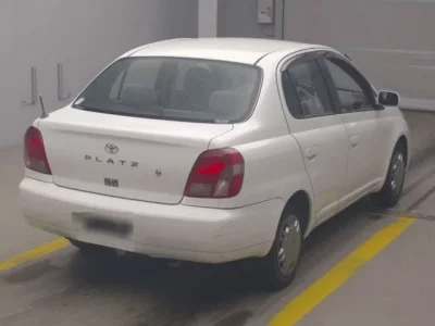 Toyota PLATZ