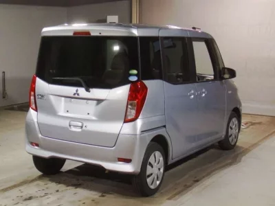 Mitsubishi EK SPACE