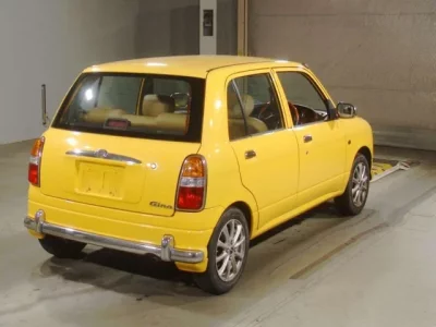 Daihatsu MIRA