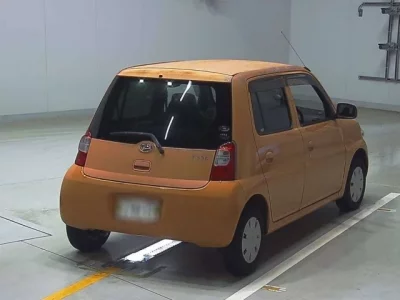 Daihatsu Esse