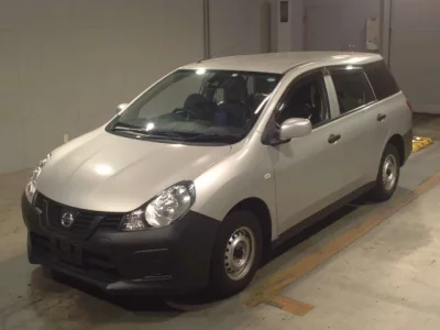 Nissan AD