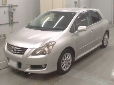 Toyota BLADE