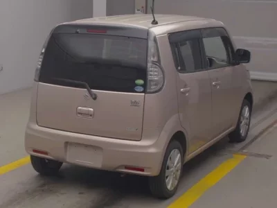 Suzuki MRWAGON