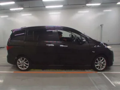 Nissan LAFESTA