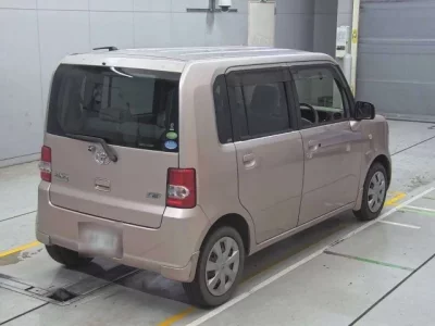 Toyota PIXIS SPACE