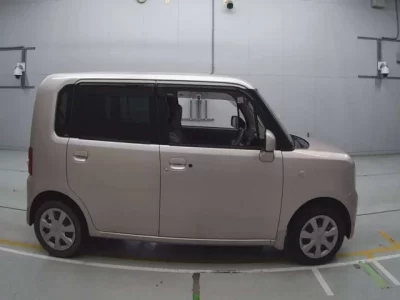 Toyota PIXIS SPACE
