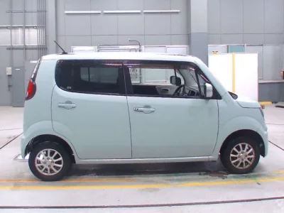 Suzuki MRWAGON