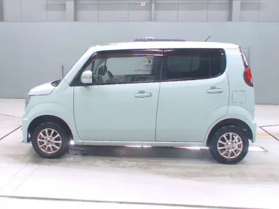 Suzuki MRWAGON