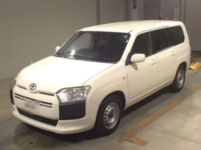 Toyota SUCCEED