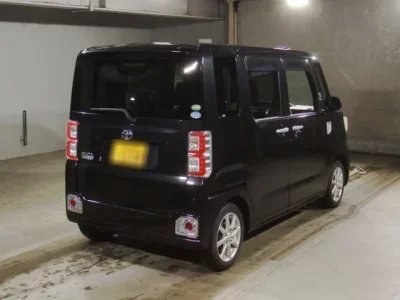 Toyota PIXIS MEGA