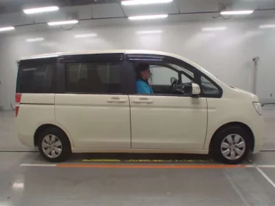 Honda STEP WAGON