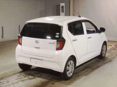 Daihatsu MIRA E S