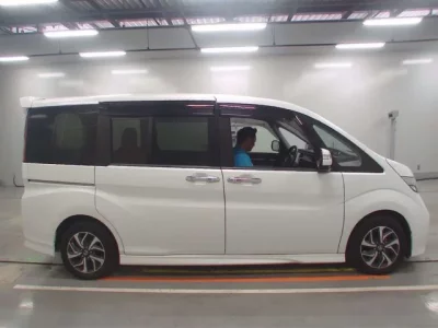 Honda STEP WAGON