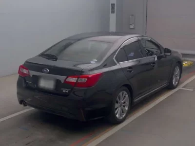 Subaru LEGACY B4