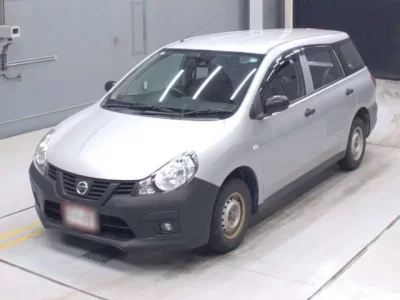 Nissan AD