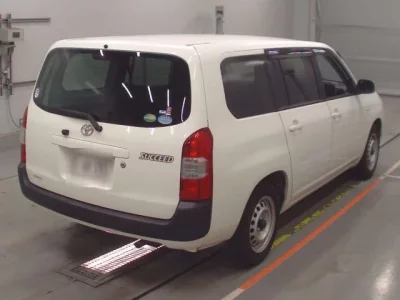 Toyota SUCCEED