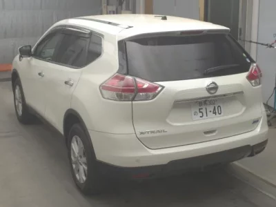 Nissan X-TRAIL