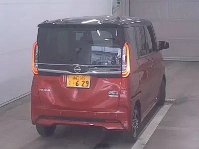 Nissan ROOX