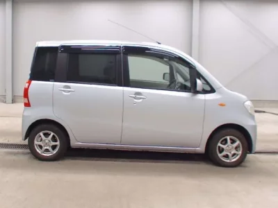 Subaru LUCRA