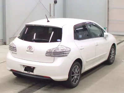 Toyota BLADE