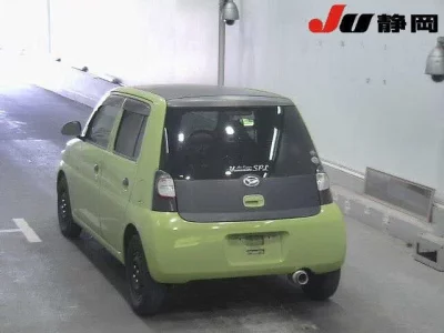 Daihatsu Esse