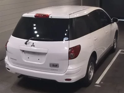 Mitsubishi LANCER VAN