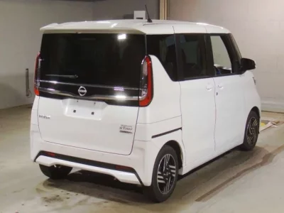 Nissan ROOX