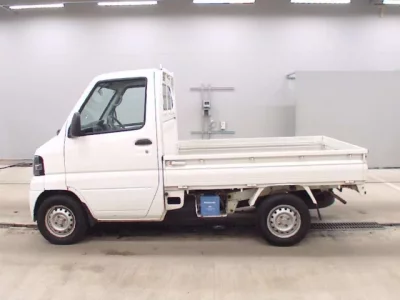 Mitsubishi MINICAB TRUCK
