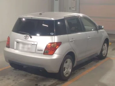 Toyota IST