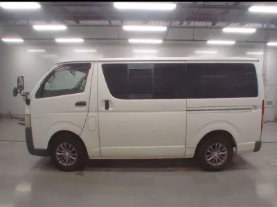 Toyota REGIUS ACE VAN