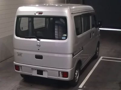 Nissan CLIPPER VAN