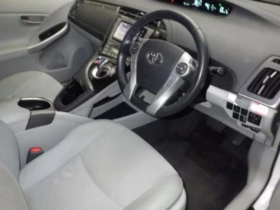 Toyota PRIUS PHV